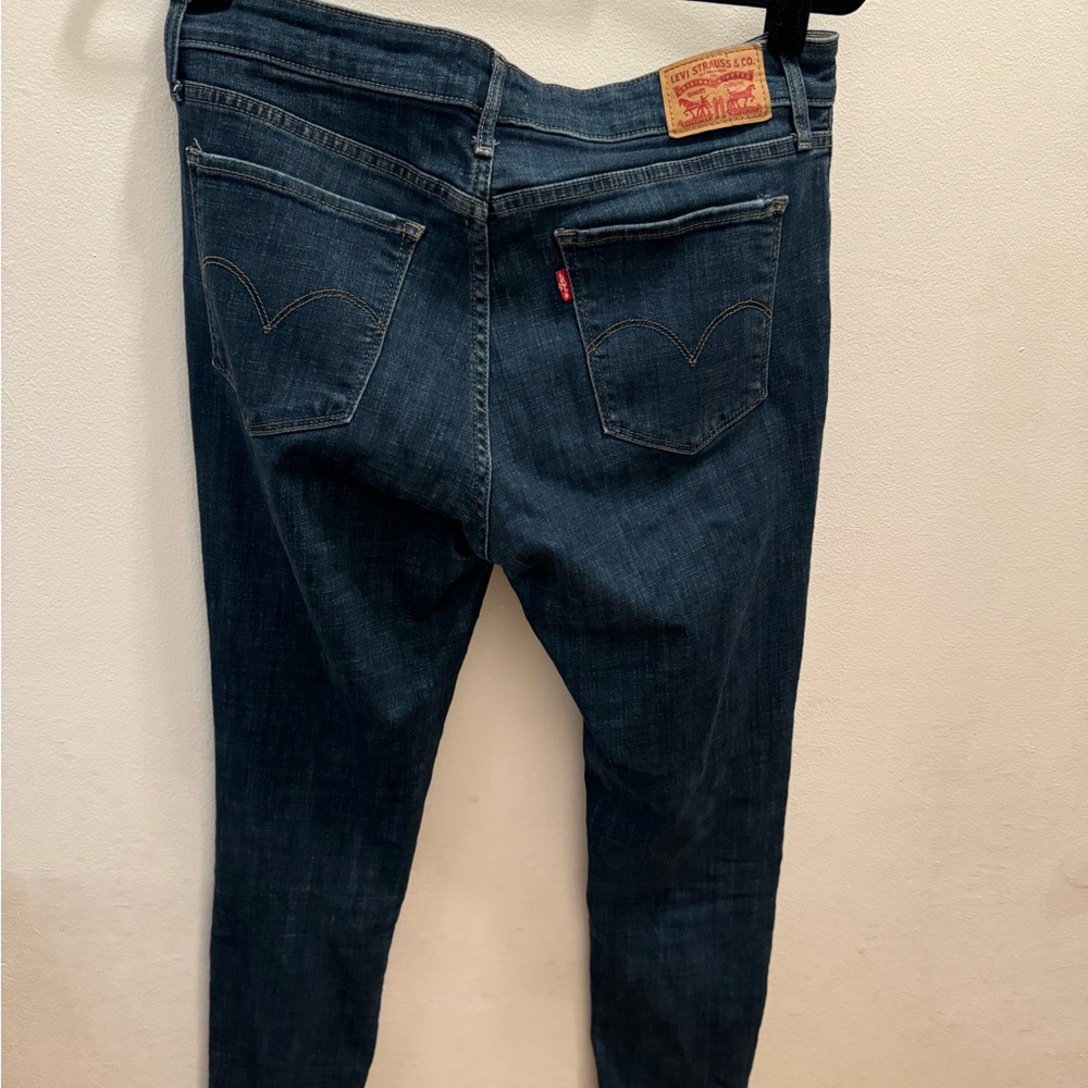 Levi’s 711 Skinny Distressed Jeans | Size 30 | Excellent Condition - Picture 2 of 4